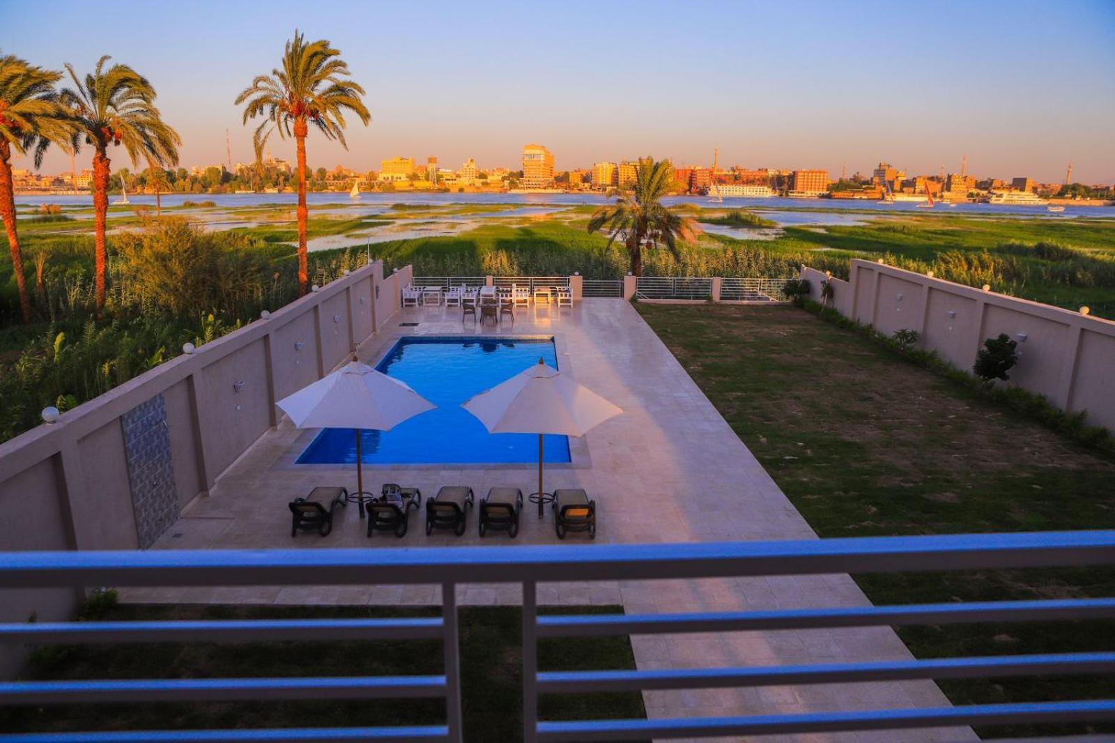 Royal Nile Villa - Pool View Apartment 1 Louxor Extérieur photo